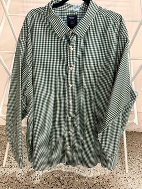 UNTUCKit Green and White Gingham Button-Down Shirt